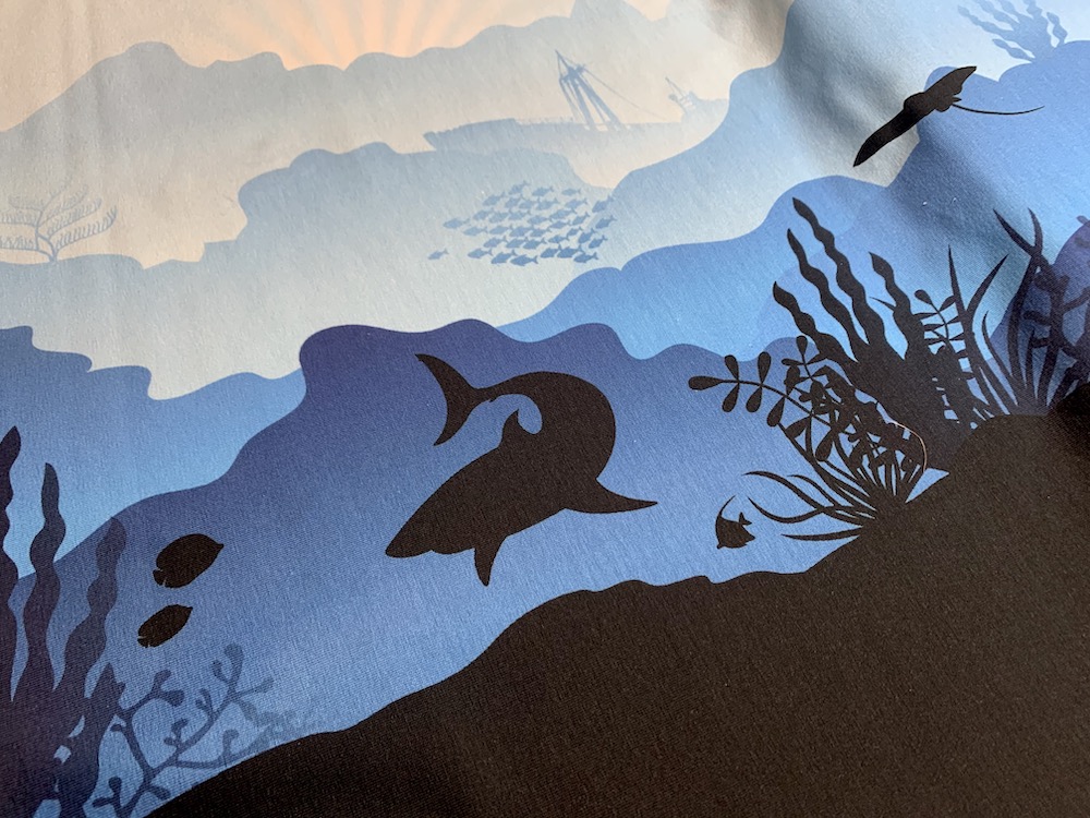 Jersey - Panel Wild Shadows by lycklig design - Unterwasser Hai - Meterware (10cm)