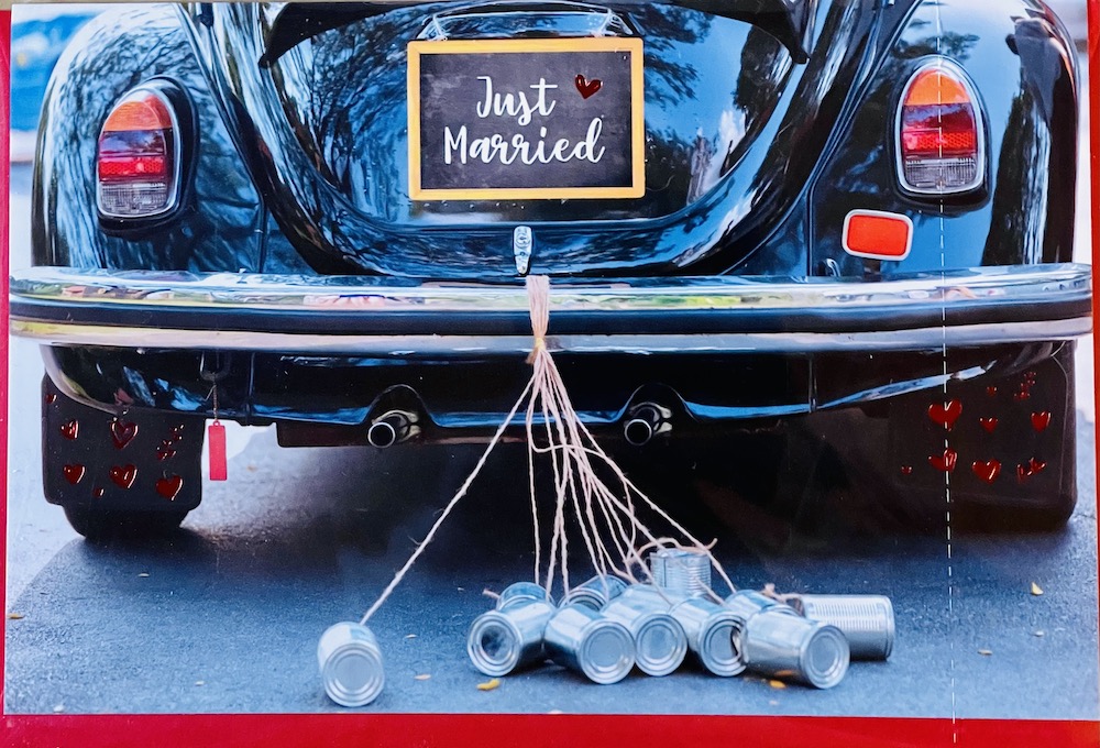 Glückwunschkarte mit Umschlag  "Just Married" Hochzeitsauto mit Dosen
