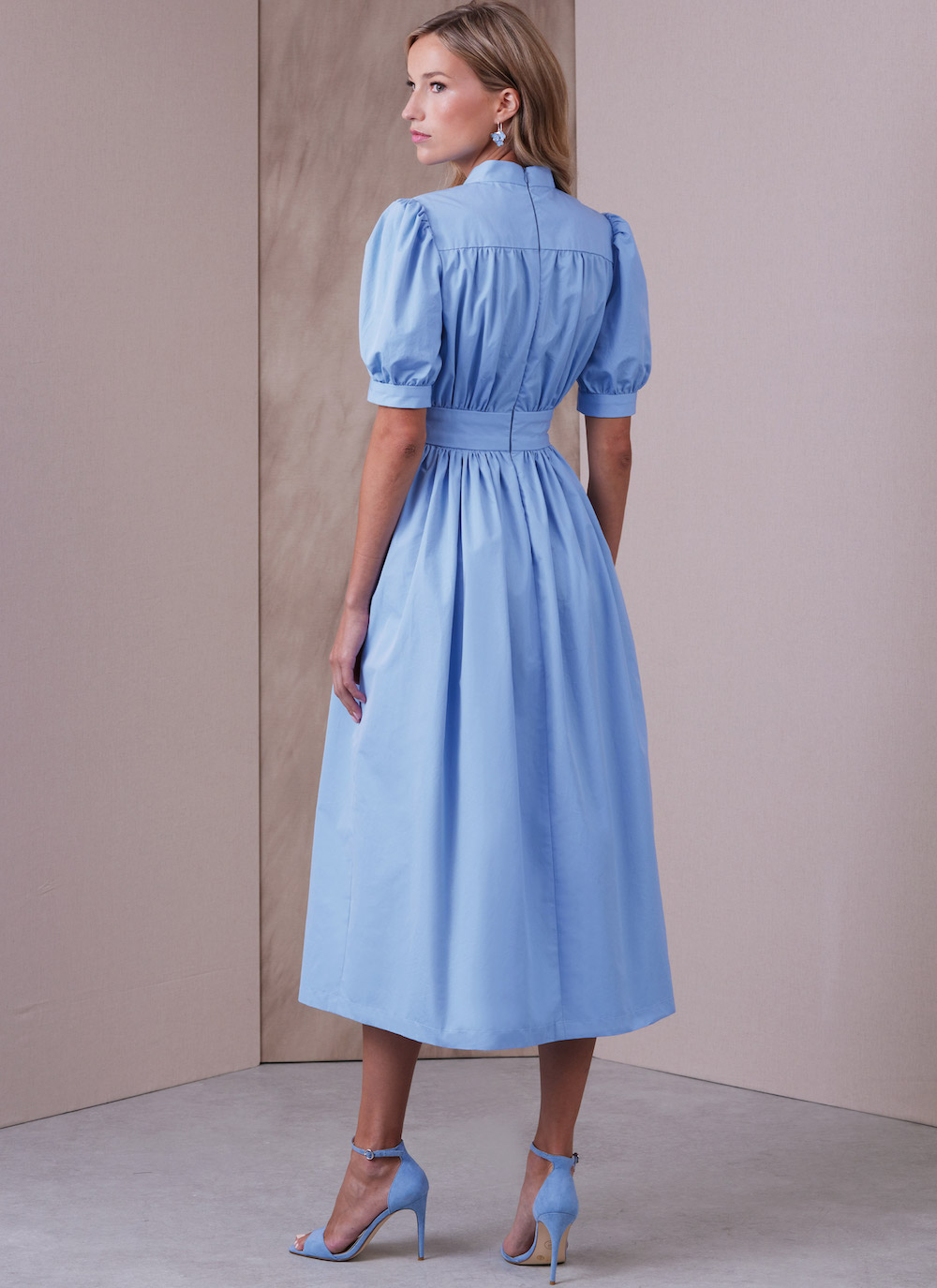 Vogue® Patterns Papierschnittmuster Damen Kleid mit Raffung V1934