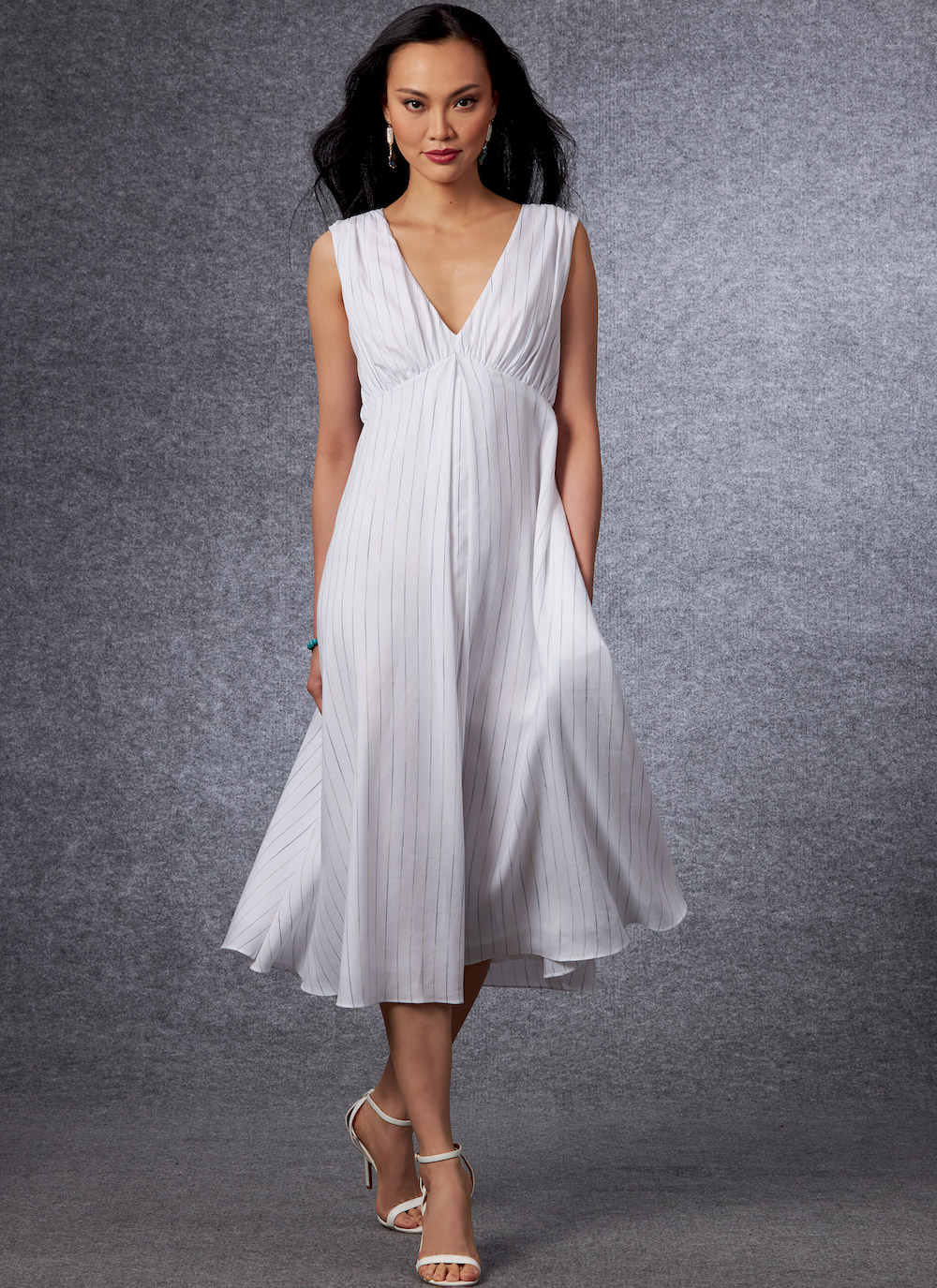 Vogue® Patterns Papierschnittmuster Kleid V1699